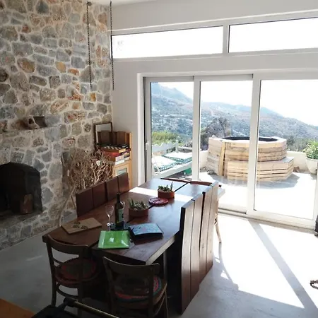 Eliapetra 4 Bedroom Villa With Hot Tub And Yoga Studio Access Agalianos Dış mekan fotoğraf